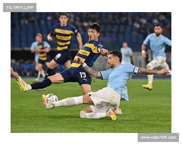 罗马主场1-0小胜科莫,利马制胜球助红狼紧追欧冠区 罗马主场1-0小胜科莫,利马制胜球助红狼紧追欧冠区