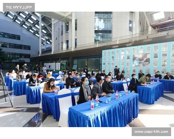 冬泳公开赛媒体中心开放,全球记者报名采访人数创新高 冬泳公开赛媒体中心开放,全球记者报名采访人数创新高