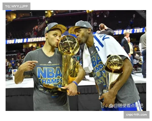 中场致敬视频：勇士队为功勋老将伊戈达拉举行8号球衣退役仪式。