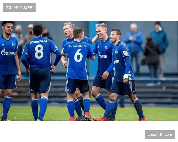 奥格斯堡1-1海登海姆，保级关键战双方各取一分