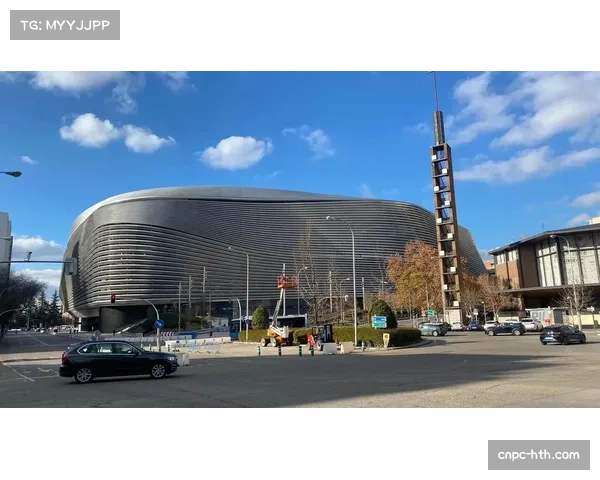 走进伯纳乌：探访翻新后球场如何通过“沉浸式观赛包厢”创造高附加值收入